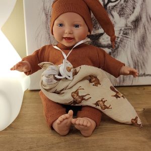 Poupée – corps mou- bonnet de nuit faon beige