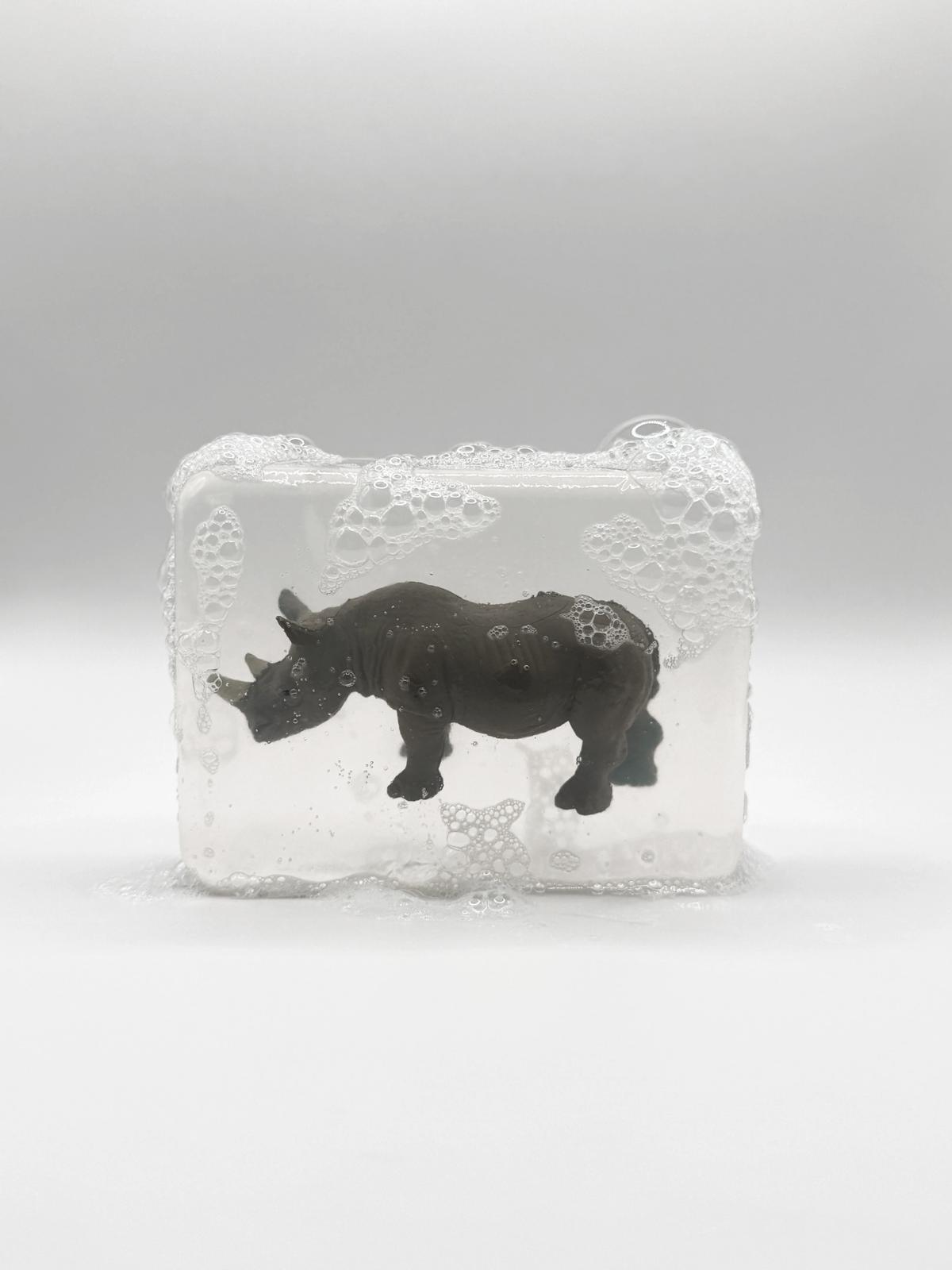 Savon avec figurine Rhinocéros