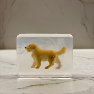Savon avec figurine chien