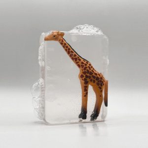 Savon avec figurine girafe jaune