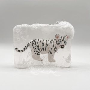 Savon avec figurine tigre blanc